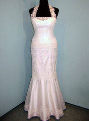 Пошив женской одежды