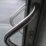 Ремонт алюминиевых дверей Киев, ремонт металлопластиковых дверей Киев