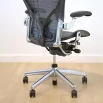 Herman Miller Aeron,  Polished Aluminum кресло