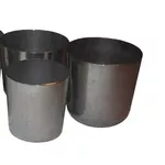 Алюминиевые  стаканы разных размеров .  