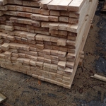 Доска необрезная, cтолярная доска из сосны на экспорт