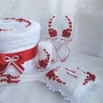 Аксессуары для свадьбы: бокалы, шампанское, подушки, казна, свечи