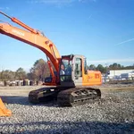 Аренда гусеничного экскаватора HITACHI ZX200