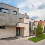 Продається затишний двоповерховий будинок 263 кв.м, в КМ Crystal Forest