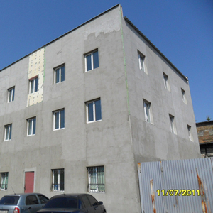 Продам офисное здание со складом,  фасад,  Киев