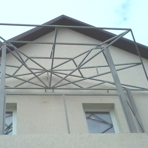 Забор металлический,  вынос балкона,  лестница металлическая. Киев цены.