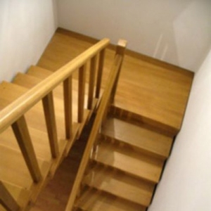 Все для деревянной  лестницы  