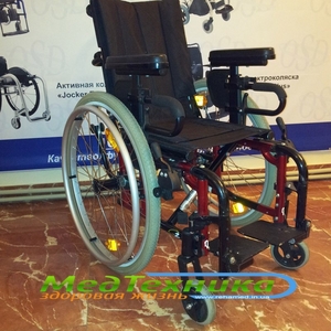 Детская инвалидная коляска Quickie