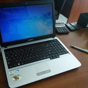 Продам ноутбук  Samsung RV510 на запчасти.