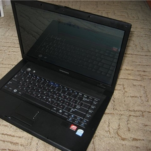 Нерабочий ноутбук на запчасти Samsung R58 plus