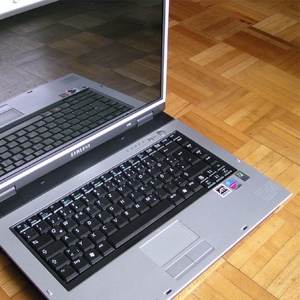 Разборка на  запчасти от ноутбука Samsung NP-P55.