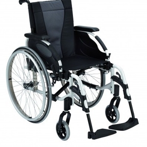 Облегченная инвалидная коляска Action 3 NG Invacare