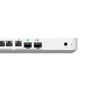 Высококачественный роутер UXG-Fiber