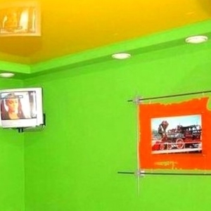 Якісна поклейка шпалер 