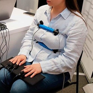 Тестування на абсолютно точному поліграфі - Polygraph
