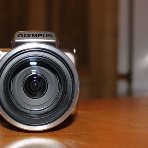 Продам полупрофессиональный фотоаппарат Olympus SP-800UZ Silver 1550gr