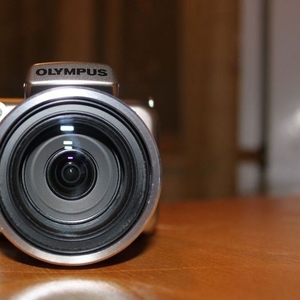 Продам полупрофессиональный фотоаппарат Olympus SP-800UZ Silver 1550gr