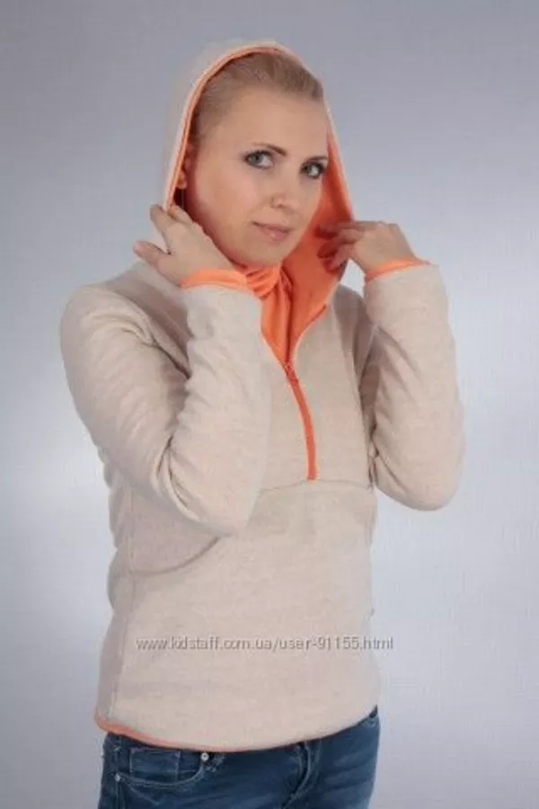 Кофта с капюшоном