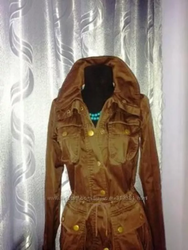 Новая фирменная ветровка. 2