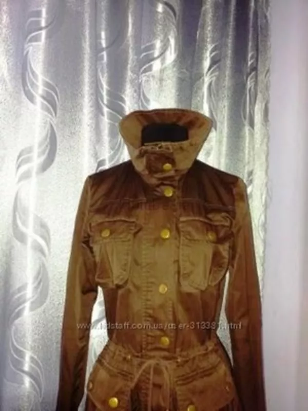 Новая фирменная ветровка. 4