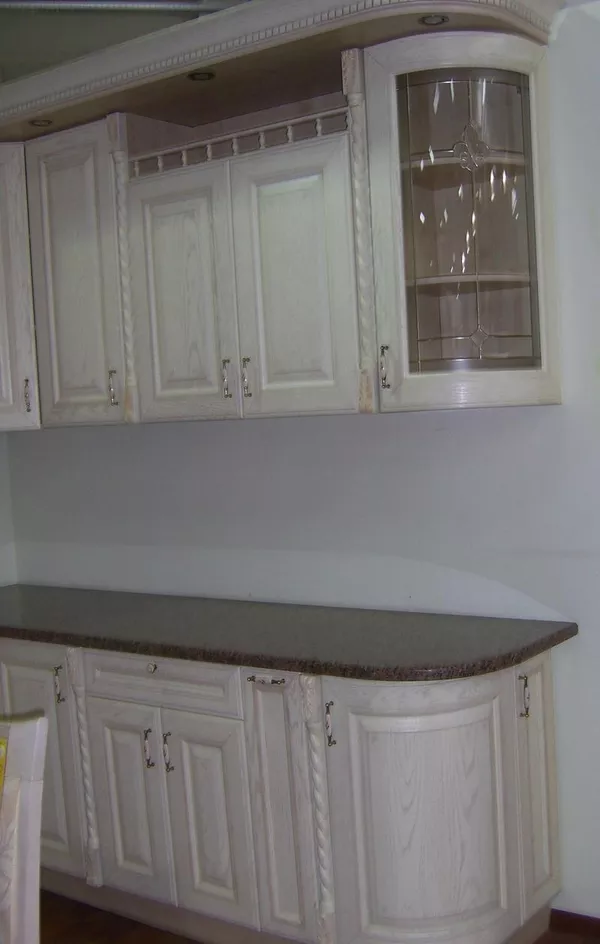 Кухня с фасадами из натурального дерева - Дуб SARF 2