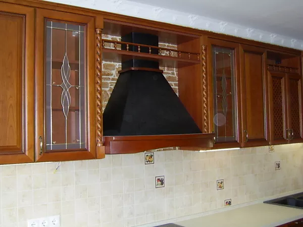 Кухня - фасады натуральное дерево Черешня ХВ 3