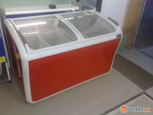 Продам холодильные витрины лари шкафы б/у  2