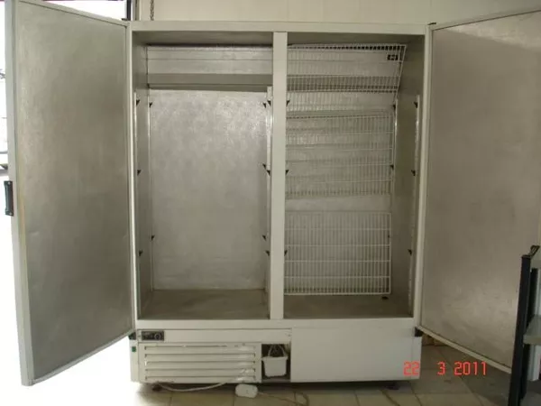 Продам глухой холодильный шкаф . 2