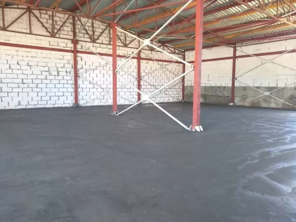 Бетонирование полов в складах,  ангарах.