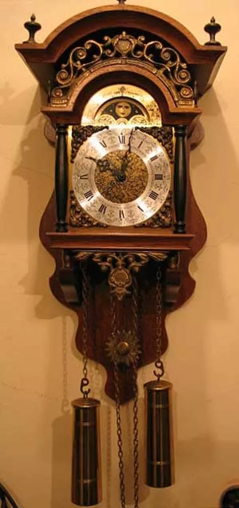 Реставрирую часы старинные настенные,  каминные и напольные. Качественно. 8
