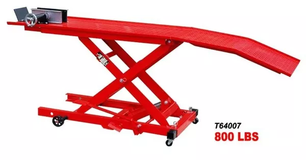 Подъемник ножничный для мотоциклов.