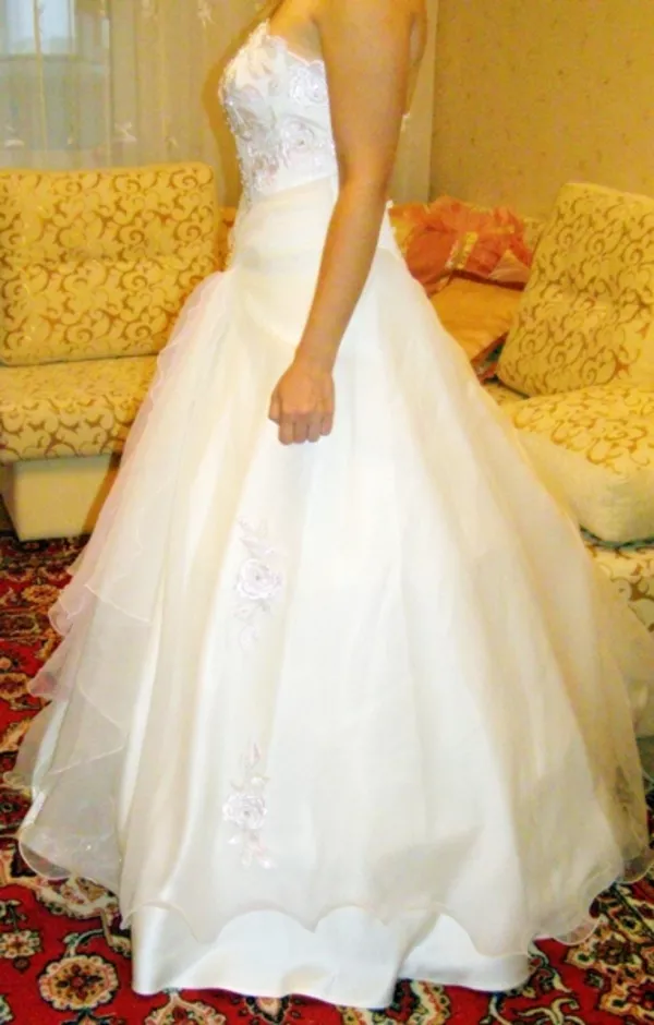 Продам счастливое свадебное платье 2