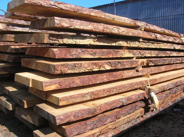 Доска необрезная (сосна, ель), I сорт, диаметр 30-40, длина 4.0-6.5