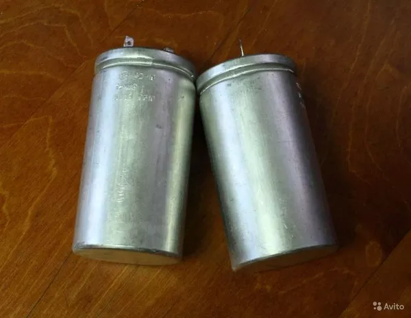 Конденсатор :К42 - 19,  10 мкф. 500 в ,  пусковой 