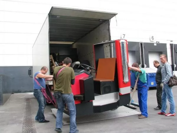 Перевозки Грузов КИЕВ~УКРАИНА Переезд офиса Квартиры Дачи Грузчики НЕД