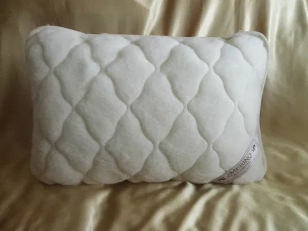 ПОДУШКА 40*70 (РОМБ) ИЗ ШЕРСТИ,  АКЦИЯ -15% от цены 