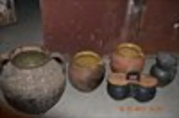 продам старинные предметы быта прялки сундук самовар керамику горшки 2