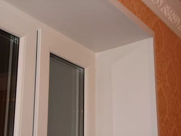 отделка откосов пластиковых окон в Борисполе