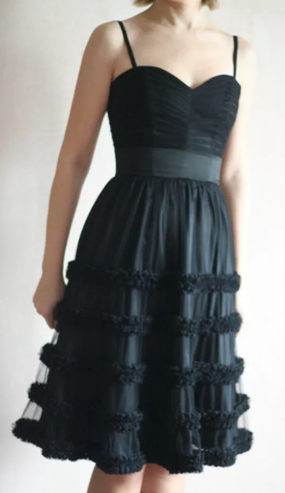 вечернее платье на корсетной основе