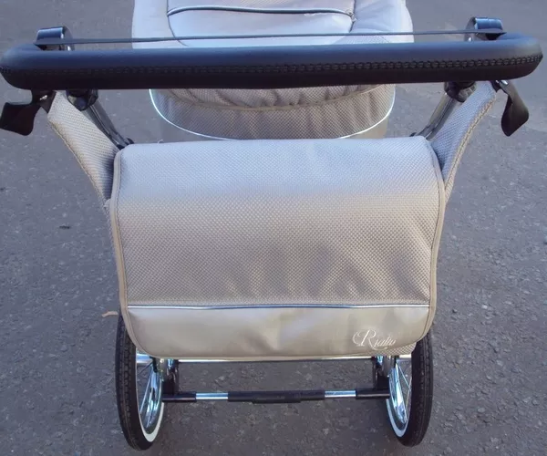 Универсальная коляска Roan Rialto Chrome Lux 4
