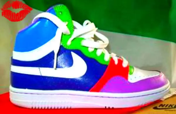 Кроссовки женские кожаные  NIKE оригинал Новинка 2012 2