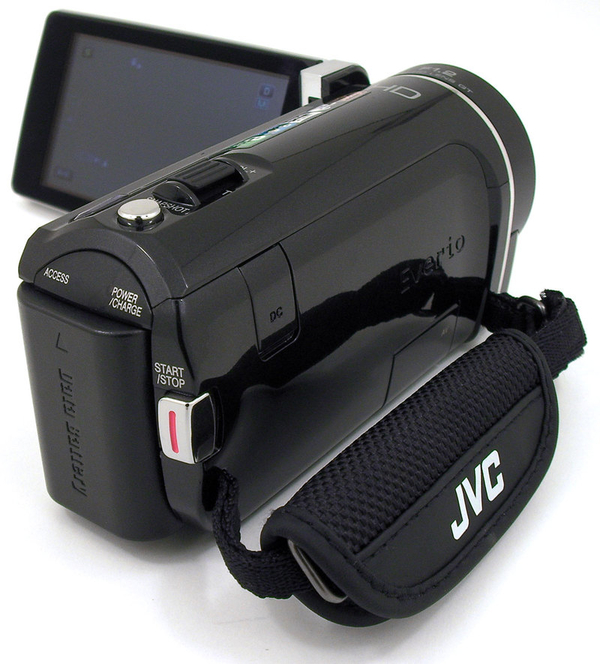 Продам Видеокамеру JVC GZ-HM845 BLACK