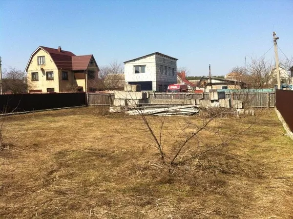 Продам участок возле Киевского МОРЯ с.Лютеж Киевской области