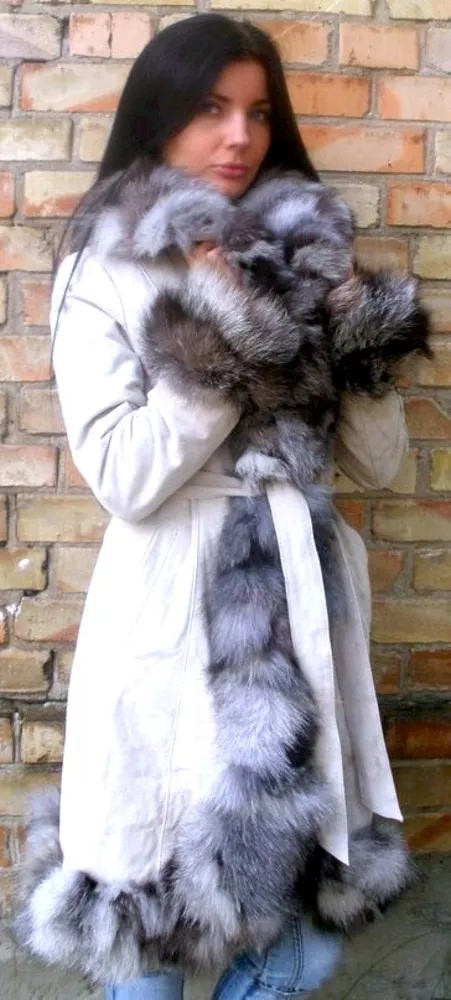 новая кожаная дубленка. размер хс-с-м 40-42-44-46 2