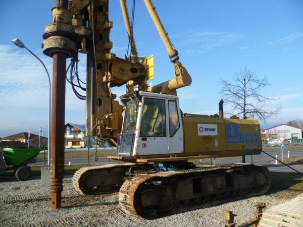 Анкерная буровая установка Bauer BG15