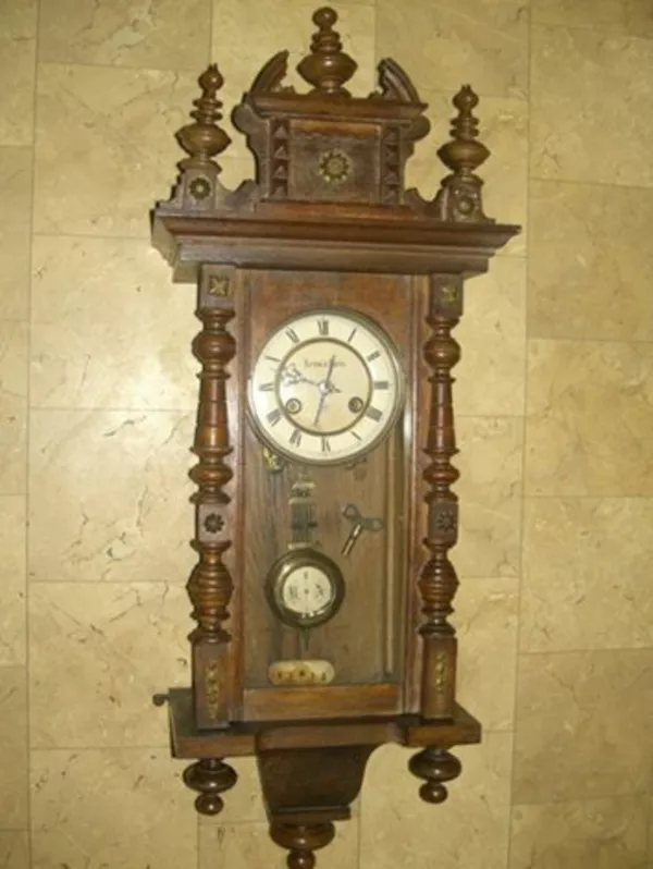 Ремонт старинных настенных,  каминных,  напольных часов и механизмов