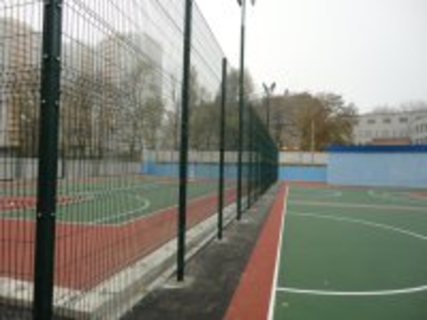 Ограждение для автостоянок, спортивных площадок 2