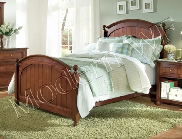 Кровать Юлий из натурального дерева