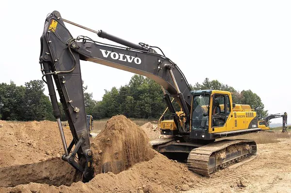 Аренда гусеничного экскаватора VOLVO EC 360 5