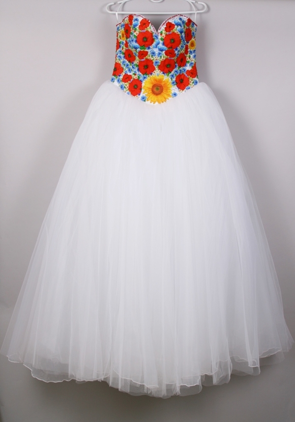 Свадебные платья в Украинском стиле с вышивкой, Киев 8